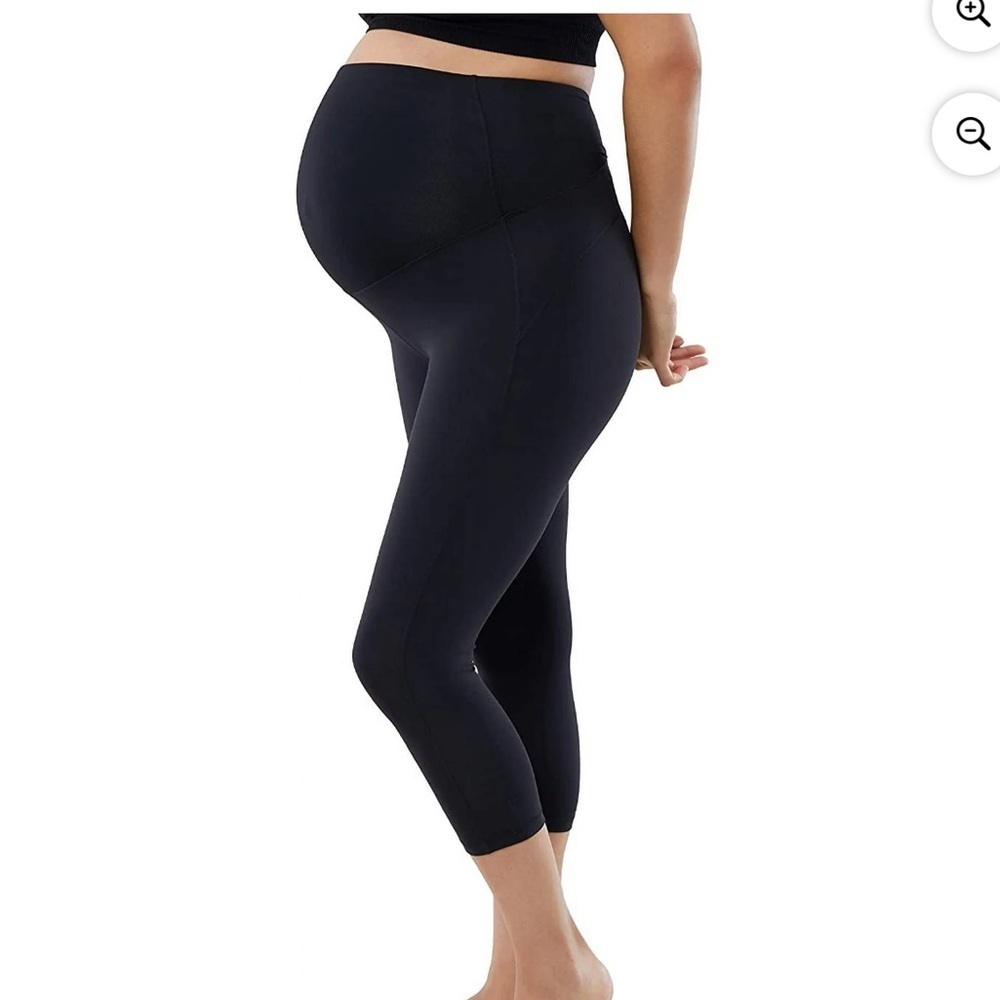 Isabel Maternity by Ingrid & Isabel Black Cropped Leggings Maternity Women’s Med
